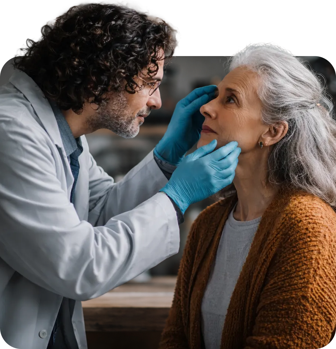 doctor-checking-lady